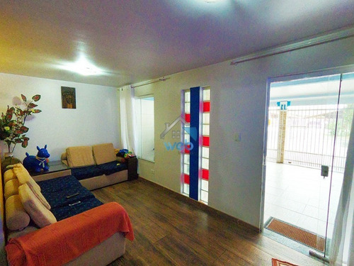 Imagem 7 de 30 de Lindo Sobrado Isauro Trinco. Ótima Localização, Seguro, Com Churrasqueira E Cozinha Planejada. Na Região Do Cajuru. - Ca01226 - 69178302