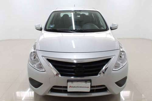 Imagen 8 de 15 de Nissan Versa 2017 4 Cilindros