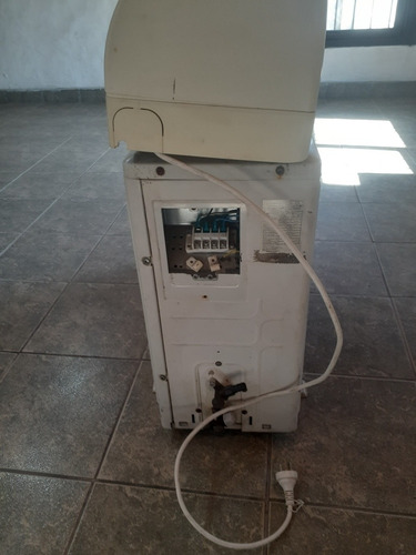 Imagen 5 de 8 de Vendo Aire Acondicionado Split Delonghi F/c De2250f Usado