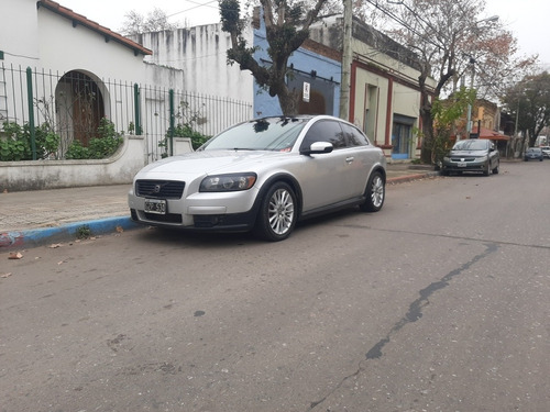 Imagen 3 de 9 de Volvo C30 2008 2.0 145hp Mt Pack Plus