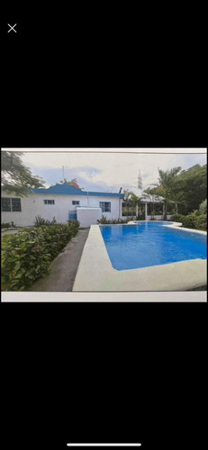 Villa En Hatillo De Azua , A 5 Minutos De La Playa 