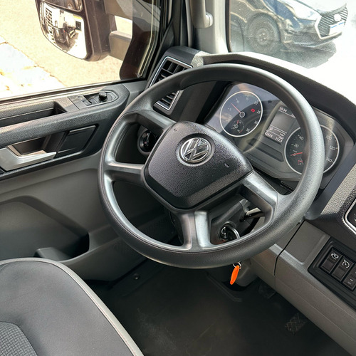 Vw 9-170 Ano 2022 Baú 7m 4x2 Único Dono Financia Até 100%