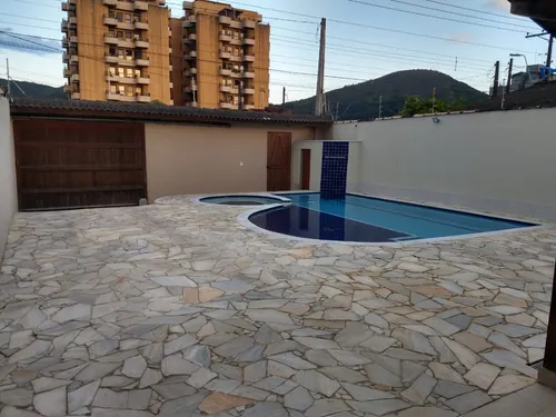 Casa Com Piscina Martim De Sá - Temporada
