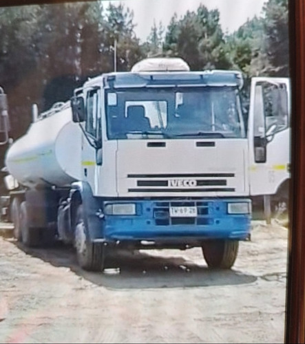 Camión Algibes Iveco Tector, Estanque 18 Mil