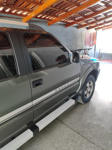 Chevrolet S10 2.8 Executive Cab. Dupla 4x2 4p