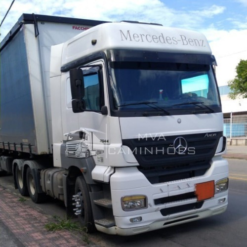 Imagem 2 de 8 de Mercedes Benz 25-44 Ano 2010 6x2 Teto Alto