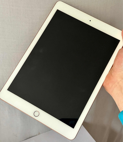 iPad 6 Sexta Generación / Rose Gold / 32 Gb / 100% Original (Reacondicionado)