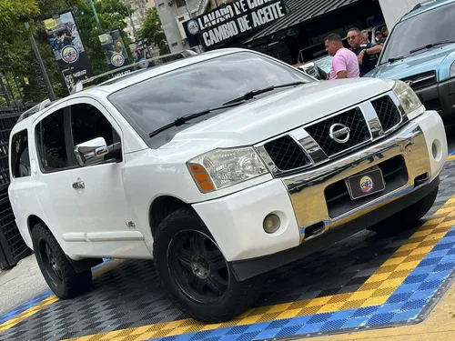 Nissan Armada Pathfinder