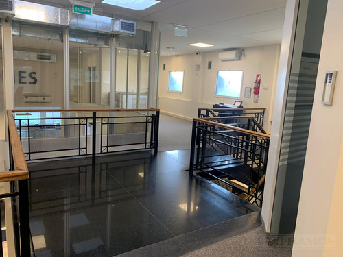 Edificio De Oficinas En Venta En Vicente Lopez