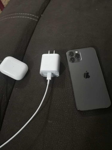 iPhone 12 Pro (Usado)
