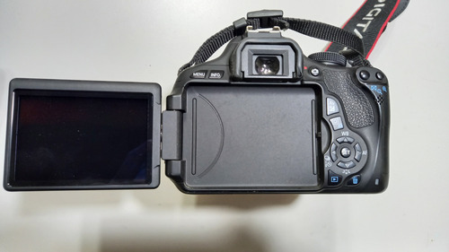 Canon Eos Rebel T3i Eos 600 D Ef-s 18-55 Mm. Negro (Usado)