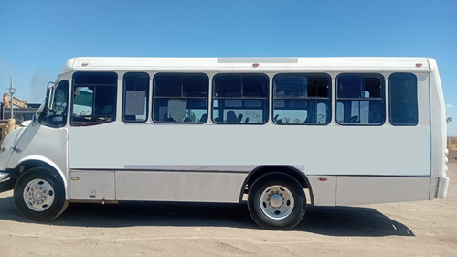 Camion Mercedez Benz 904 Modelo 2006 De 29 Pasajeros