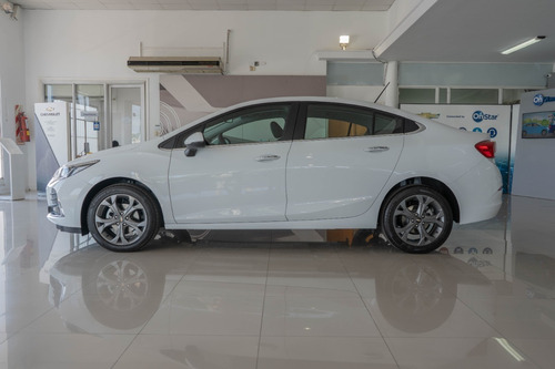 Imagen 2 de 15 de Chevrolet Cruze 4p 1.4 Nafta Turbo Ltz At 0km.