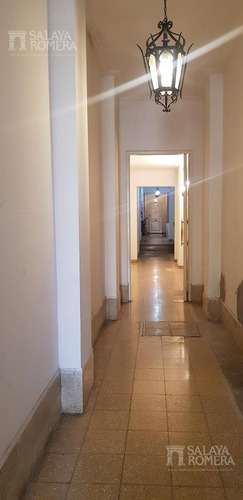 Imagen 2 de 11 de Departamento - Olivos - 3 Ambientes Planta Baja
