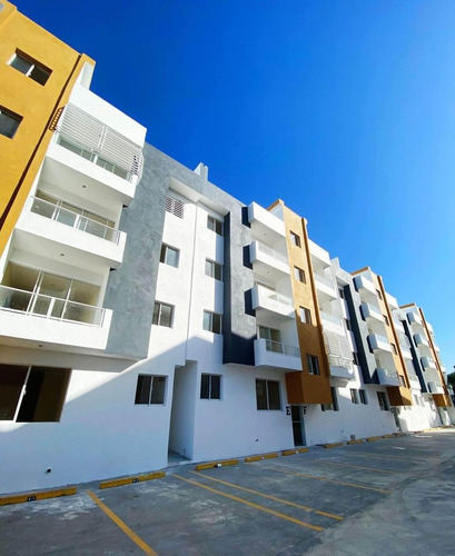 Alquilo, Rd$17,000,  Apartamento Nuevo, Autopista De San Isidro, Residencial Velamar Ii, Sde 