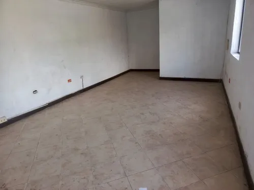Bodega En Venta En San Cristóbal. Cod V12524