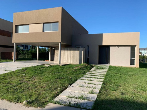 Imagen 3 de 30 de Casa En Venta 3 Dormitorios En Las Golondrinas