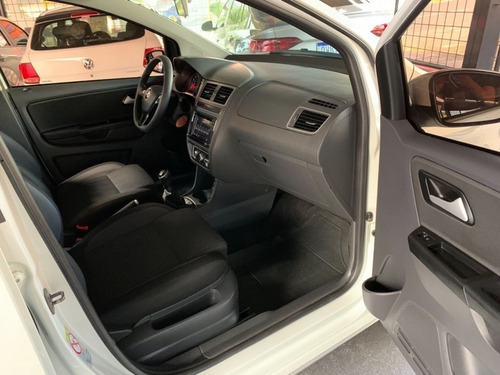 Imagem 13 de 15 de Volkswagen Fox Connect 1.6