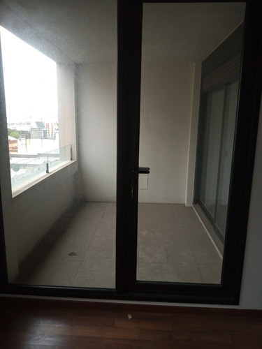 Aprhor Vende O Alquila Apto De 1 Dormitorio Al Frente Garage