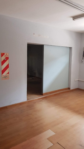 Imagen 6 de 9 de Deposito Valparaiso 3500 M2 Oficina, Playa D Maniobra