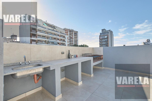 Imagen 15 de 16 de Retasado!! Moreto 33 Ph 9 Impec. 2 Amb S/expensas Sum Terraza Parrilla Cámaras Wifi