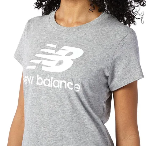 Camiseta New Balance Essentials Stacked Para Mujer-gris
