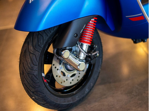 Imagen 22 de 25 de Vespa Gts 300 Super Sport Azul Mate Entrega Inmediata