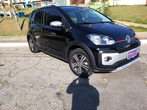 Imagem 4 de 15 de Volkswagen Up! 1.0 Cross Up Tsi