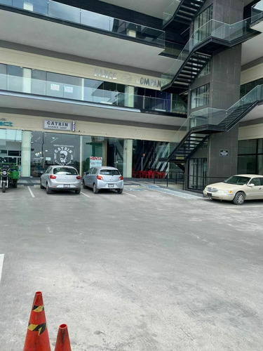 Imagen 5 de 10 de Local Comercial Venta Plaza Malibu Pte De La Ciudad