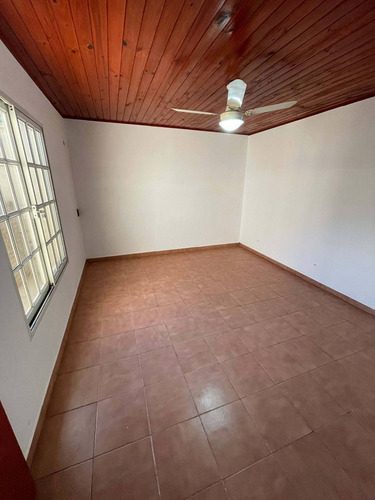 Imagen 3 de 11 de Venta Departamento Barrio Los Troncos