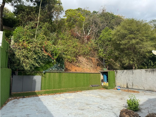 Se Vende Casa Comercial 297m2 Chuao 3134