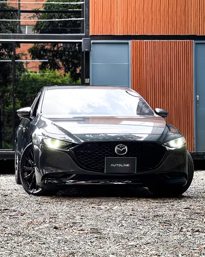 Mazda 3 Grand Touring B2+