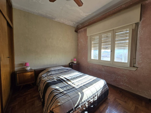 Casa 4 Ambientes En Venta En Temperley Jardín