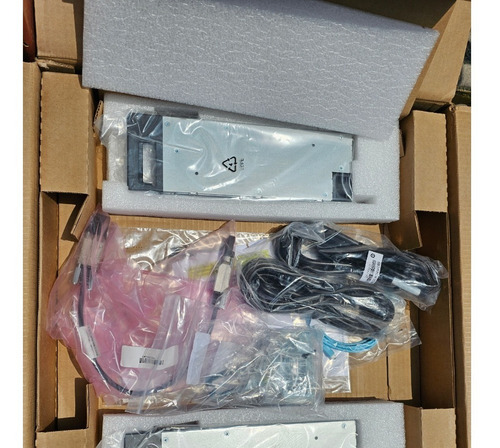 Switch Cisco Ws-c3650-48ps-s Poe+´gigabit 4ptos De Fibra New