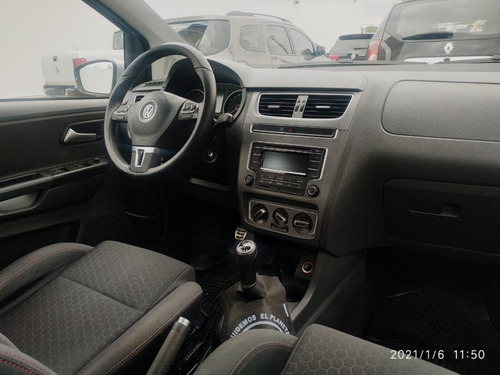Volkswagen Suran Cross 1.6 Highline 101cv 2
