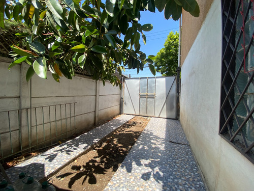 Gran Casa En Venta En Avenida Macul