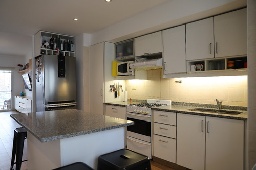 Venta Departamento 3 Amb , Zona Guemes!!