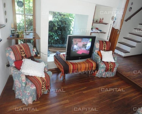 Casa En Playa Brava- Ref: 24900