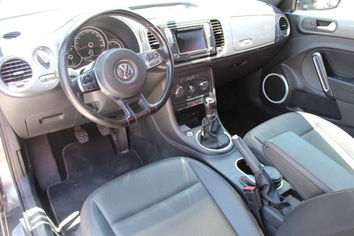 Imagen 15 de 15 de Volkswagen Beetle 2016 2p Sportline L5/2.5 Man