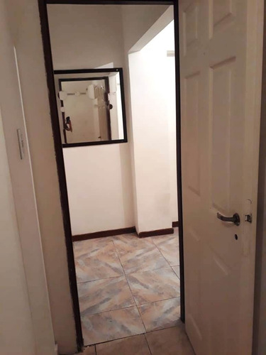 Imagen 3 de 9 de Venta De Departamento De 2 Ambientes En Wilde Centro