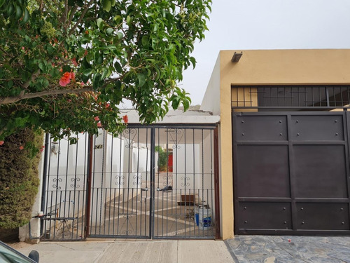 Imagen 1 de 20 de Casa En Venta En El Campestre Gómez Palacio - (2)