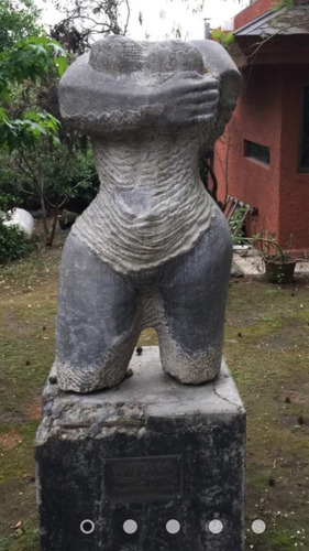Escultura Tallada En Piedra Basalto