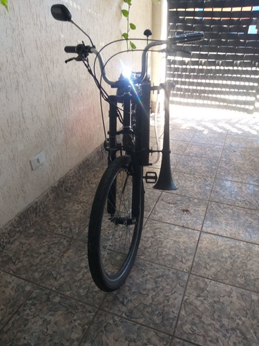 Imagem 2 de 5 de Motorizada