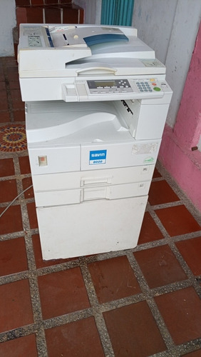 Imagen 2 de 4 de Fotocopiadora Savin (ricoh) 8020