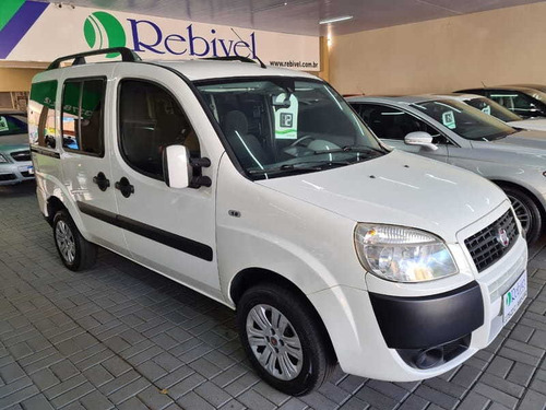 Fiat Doblo Essence 1.8 Flex 16v 5p 7l 2012
