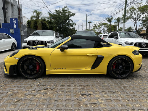 Porsche 718 GT4 Spyder RS