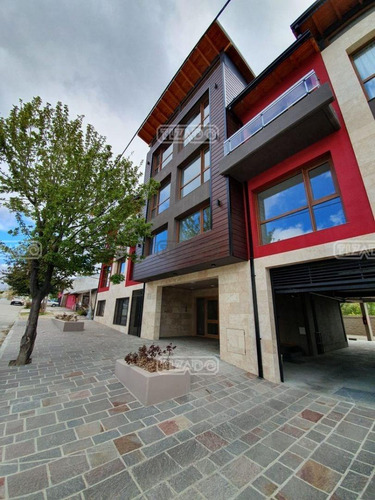 Imagen 2 de 6 de Cochera Fija En Venta En Centro De Bariloche, Bariloche, Patagonia