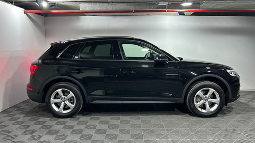 Audi Q5 45 TFSI Quattro S Tronic 2.0 AT