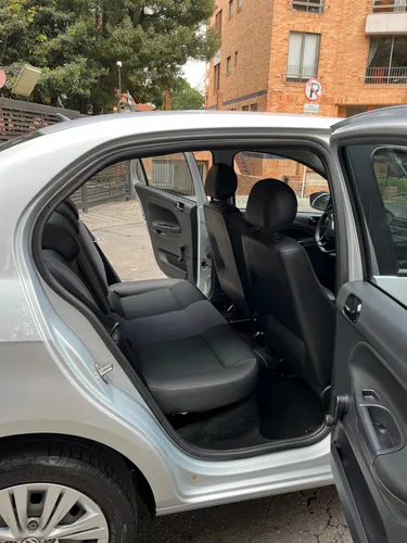 Volkswagen Voyage 1.6 Trendline