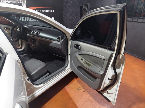 Imagen 10 de 13 de Chevrolet Optra
